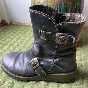 Fly London black bootie